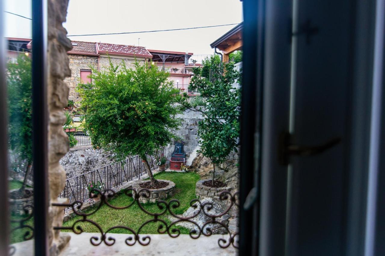 Palazzo Cantarella Stella Cilento Extérieur photo